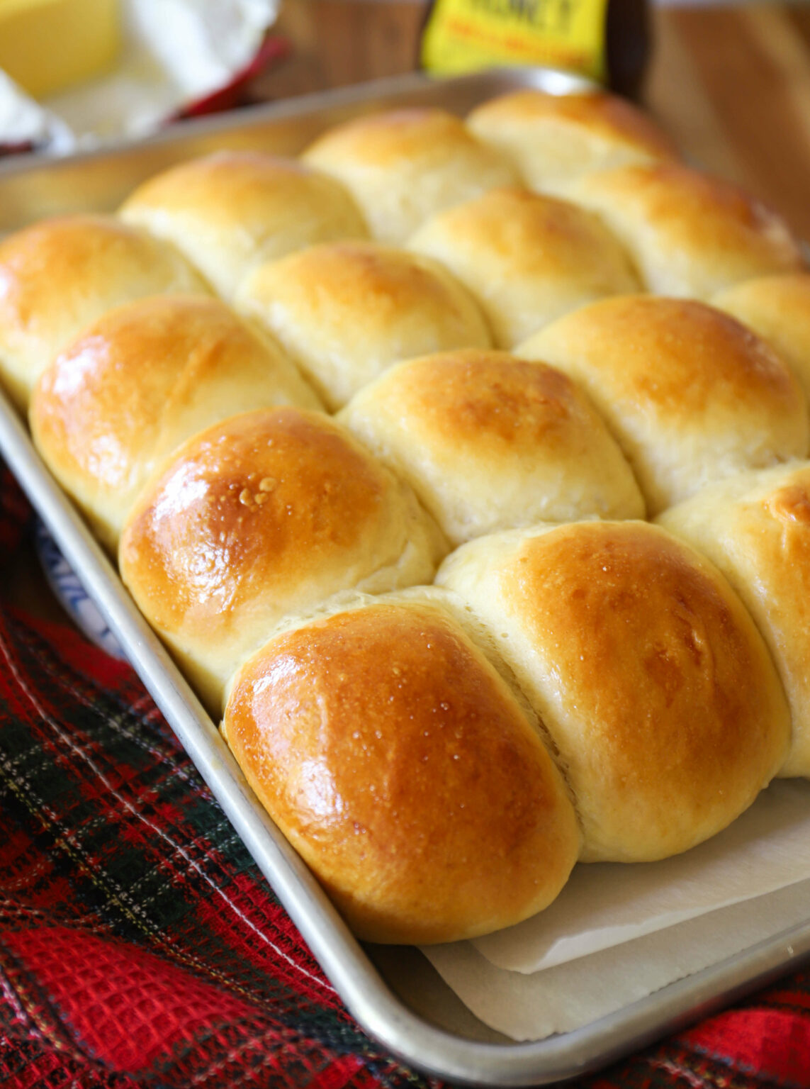Easy Dinner Rolls Extra Soft!